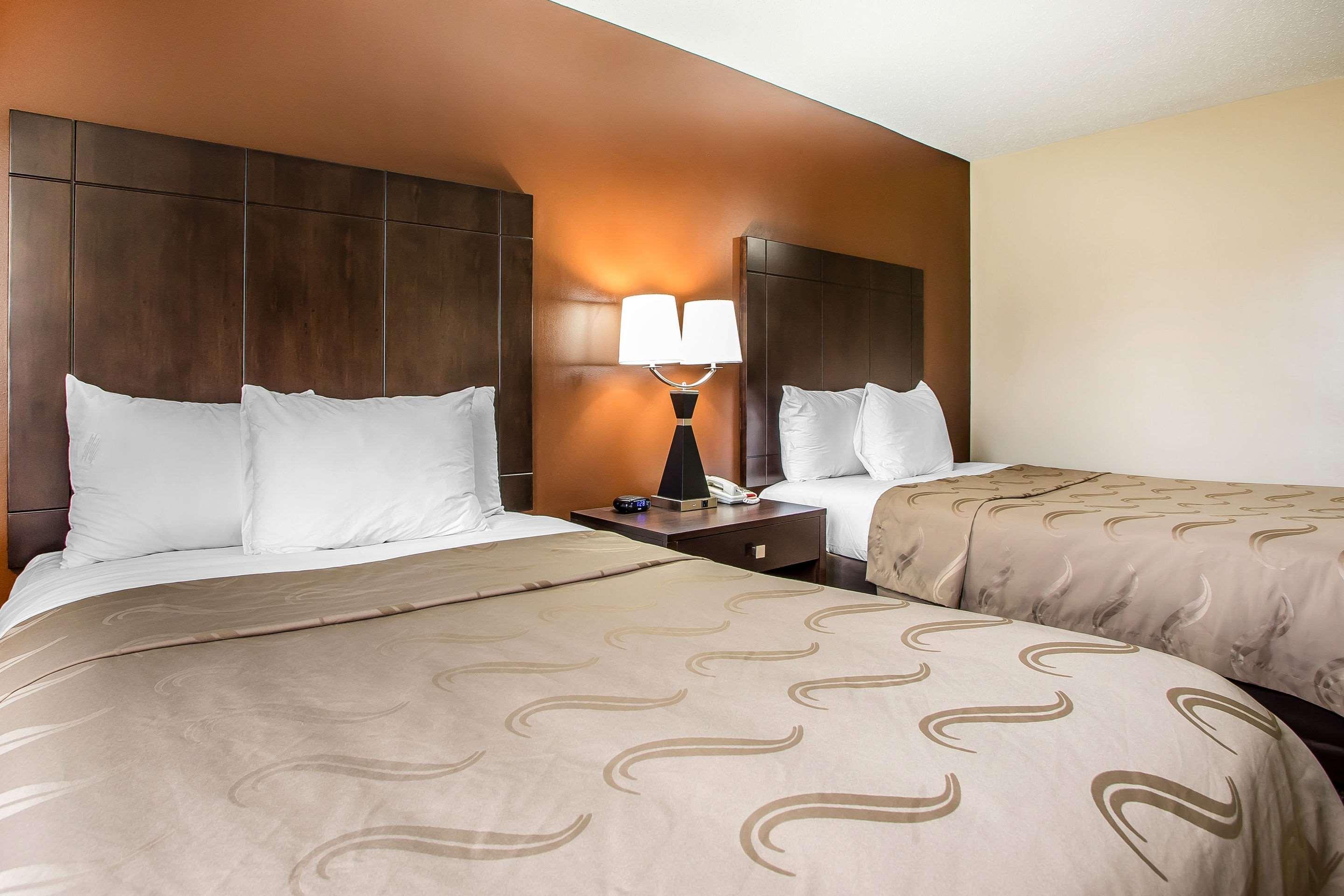 Quality Inn O'Hare Airport Schiller Park Esterno foto