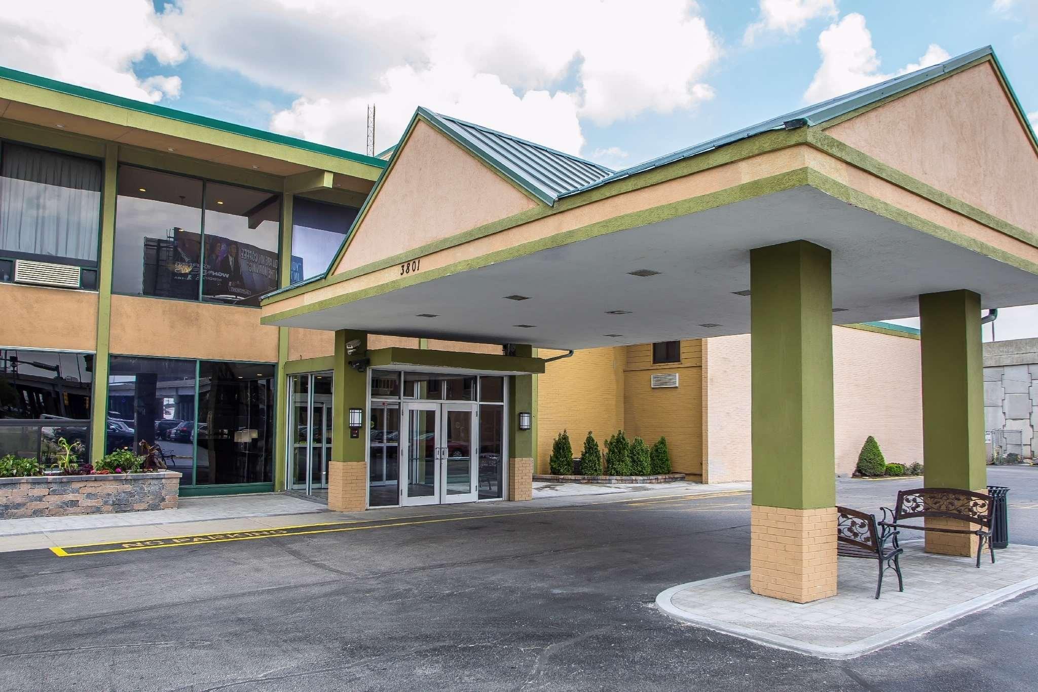 Quality Inn O'Hare Airport Schiller Park Esterno foto