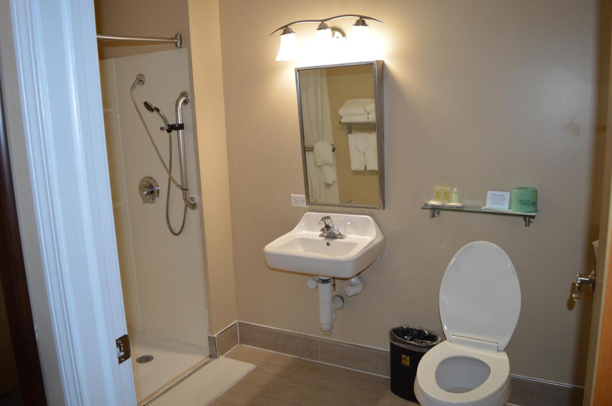 Quality Inn O'Hare Airport Schiller Park Esterno foto