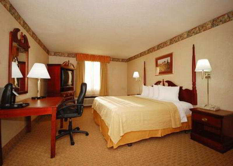 Quality Inn O'Hare Airport Schiller Park Esterno foto